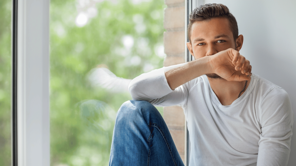 7 signes évidents que tu plais à un homme timide