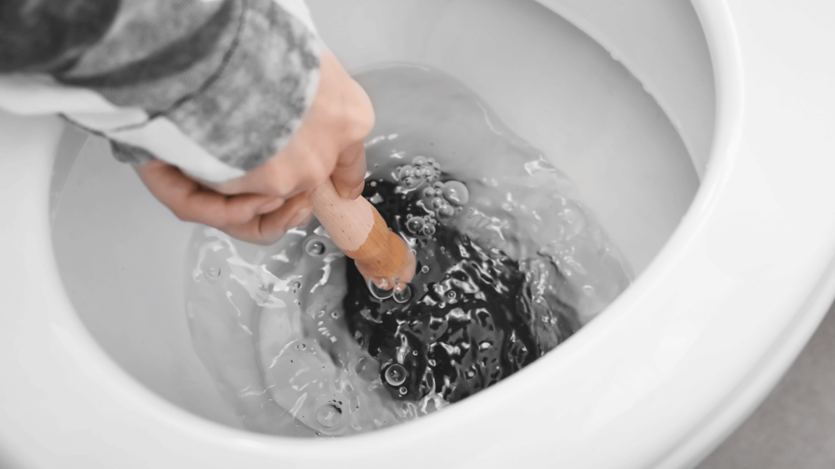 astuce de grand-mère pour déboucher les toilettes