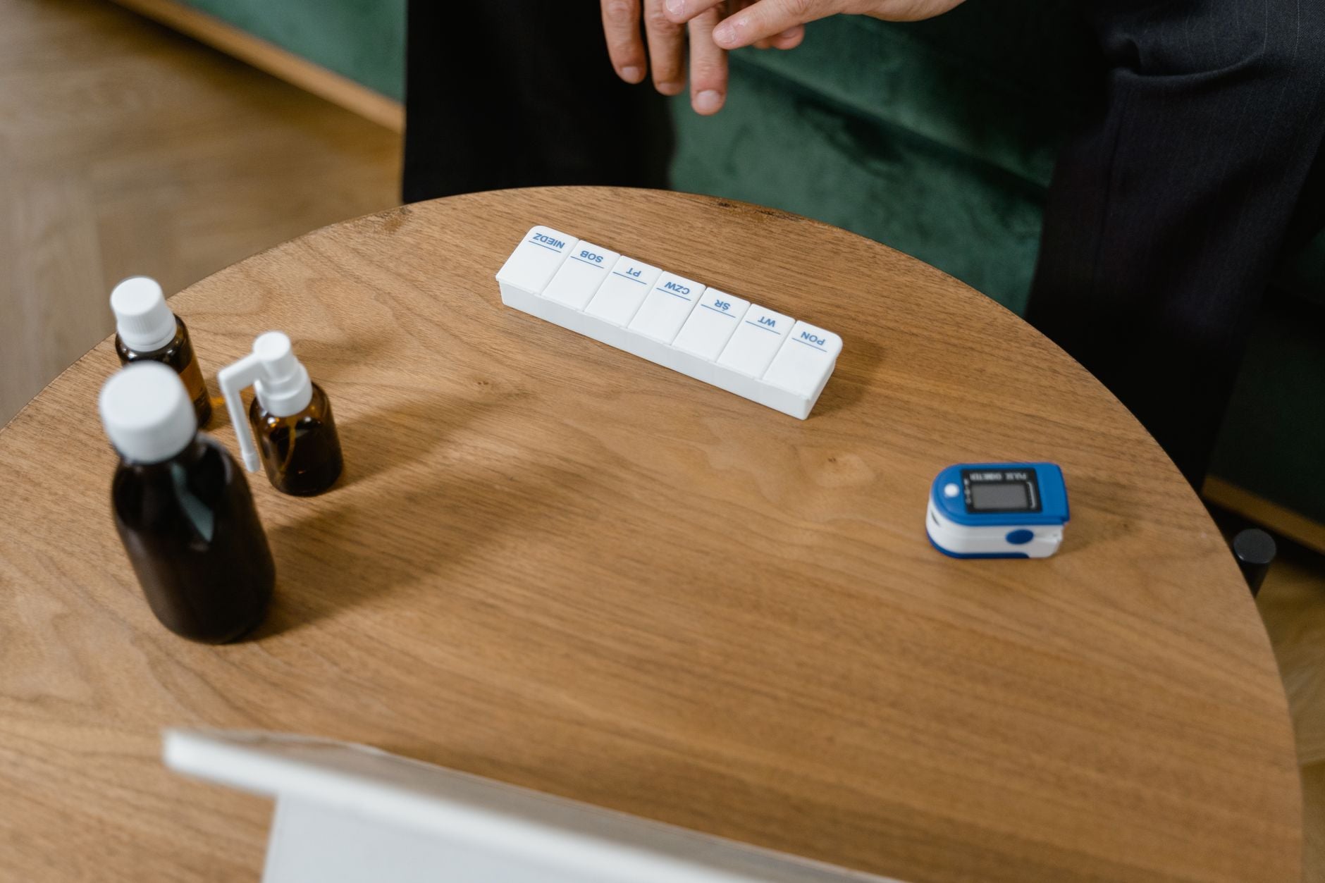 Peut-on prendre des anti-inflammatoires avec des antibiotiques ?