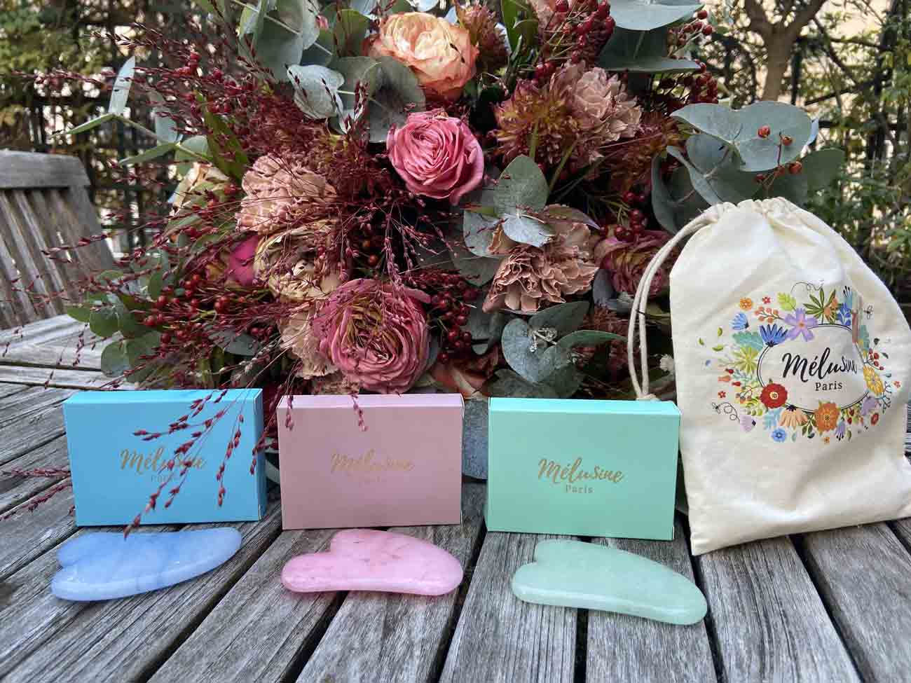 coffret cadeau avec les 3 gua sha