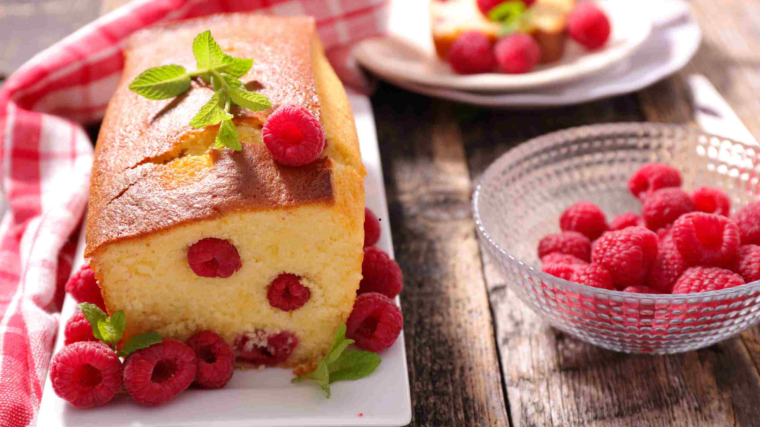 Le cake aux framboises de Sophie Dudemaine : douceur et gourmandise