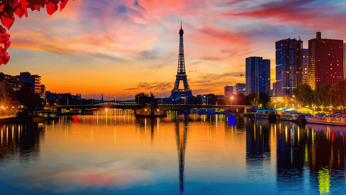 coucher de soleil. a paris