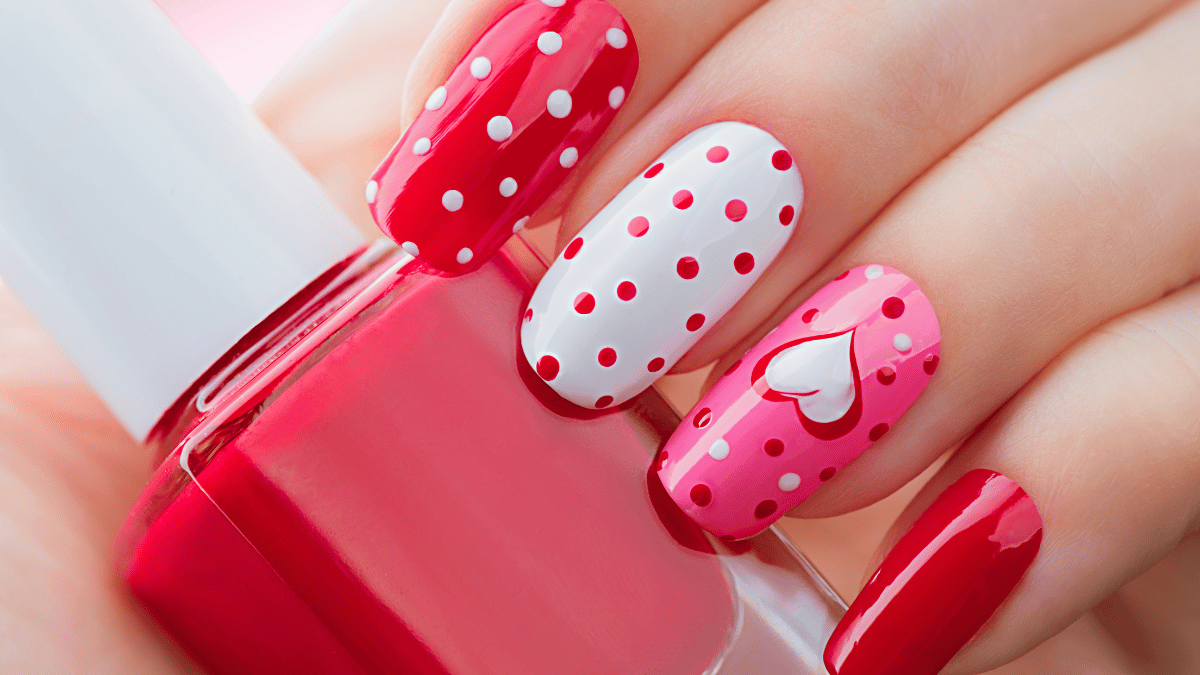 ongles saint valentin