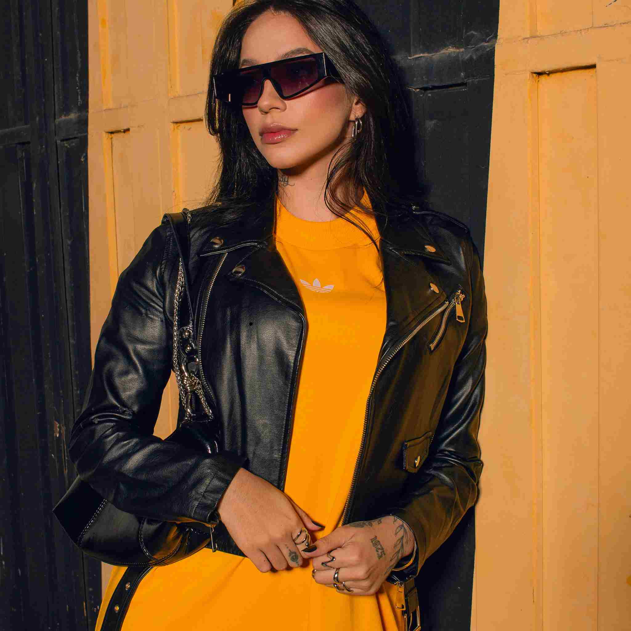 Veste en cuir femme : style, âge, tendances et conseils pour 2026